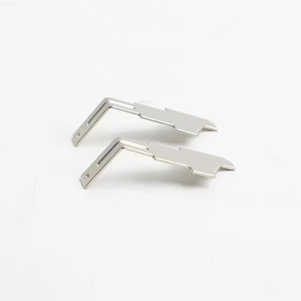 Geperste plaatwerkdelen